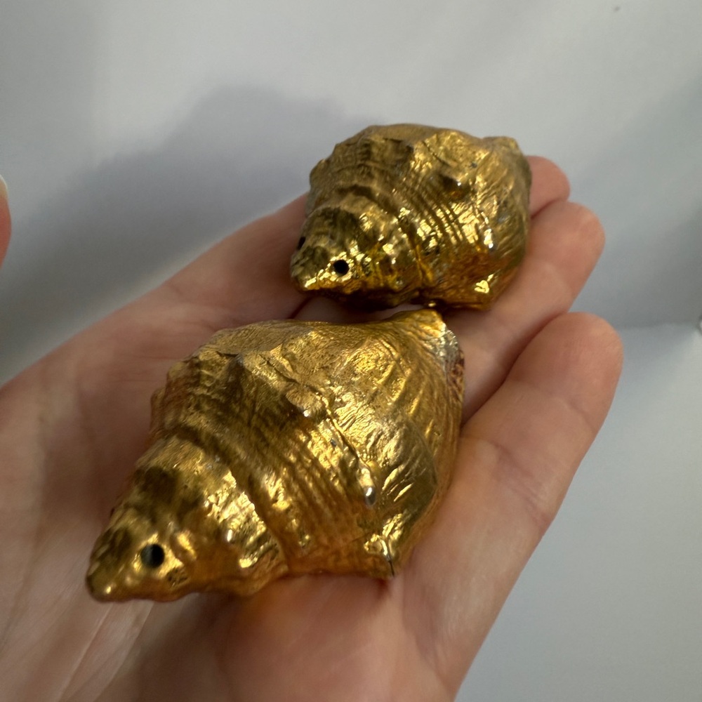 Vintage Solid Brass Coastal Decor Shell Salt & Pepper Shakers